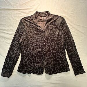 Chic Velvet Patterned Women's Button Down Shirt